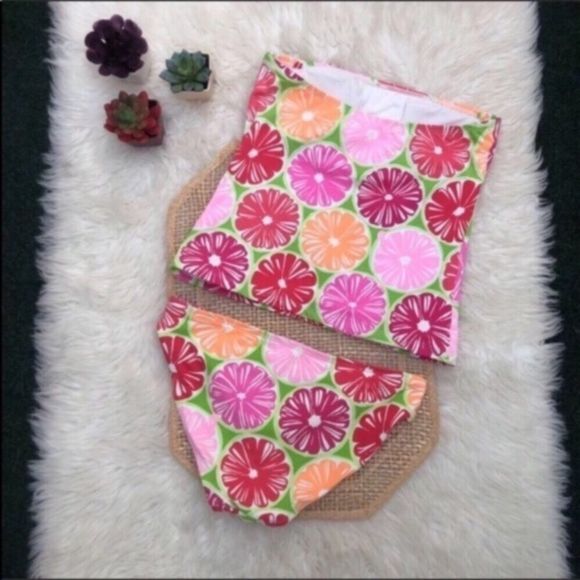 Lilly Pulitzer Juice Stand Swimsuit - Picture 3 of 11